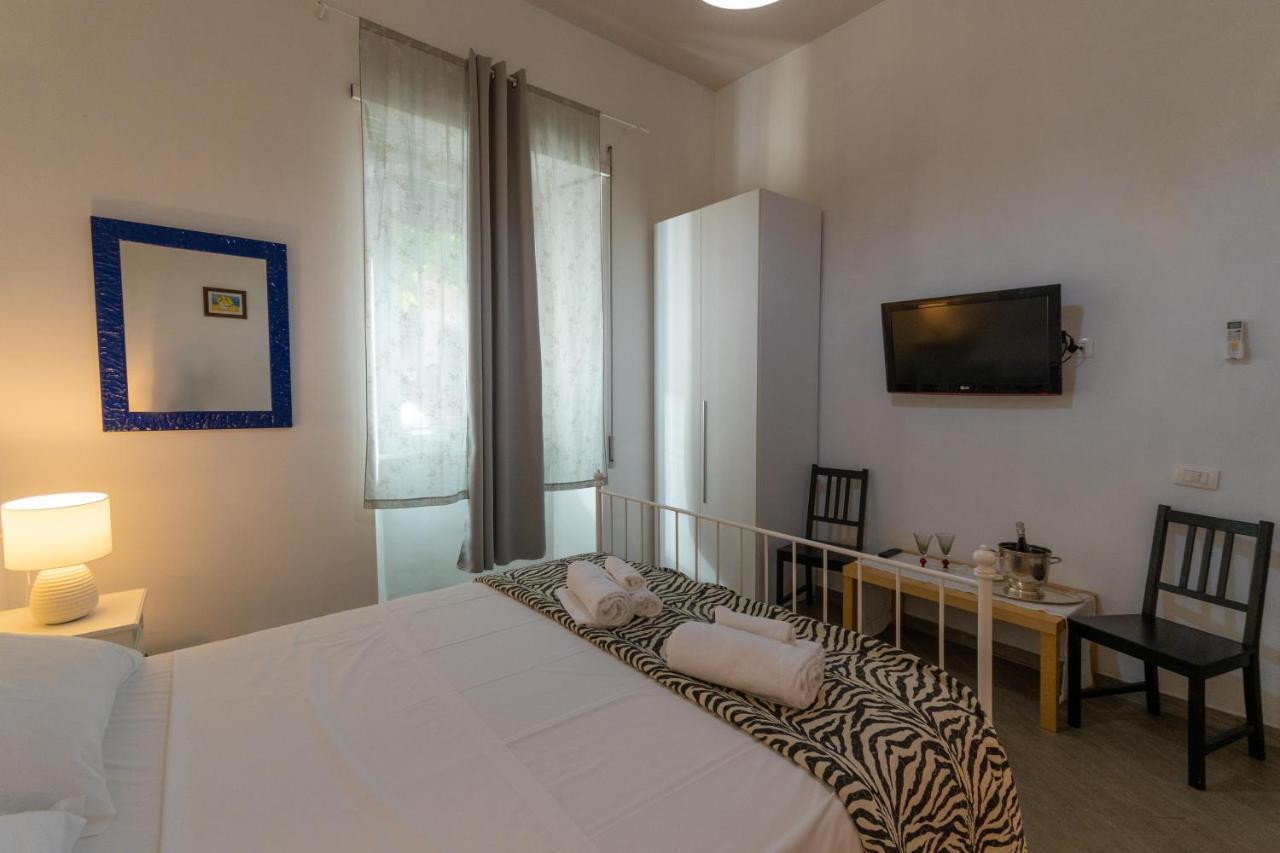 Vercelli Guest House Near San Giovanni Rom Exteriör bild